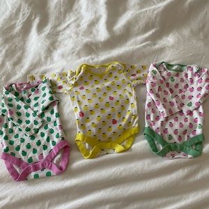 Set of 3 onesies